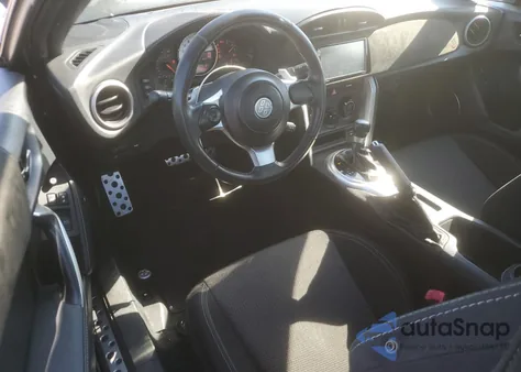 2019 Toyota 86 z USA, uszkodzony, nr VIN JF1ZNAA19K8700969